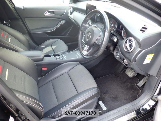 Mercedes Benz A-CLASS 2017-03 8413480-1