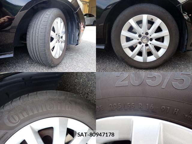 Mercedes Benz A-CLASS 2017-03 8413480-25