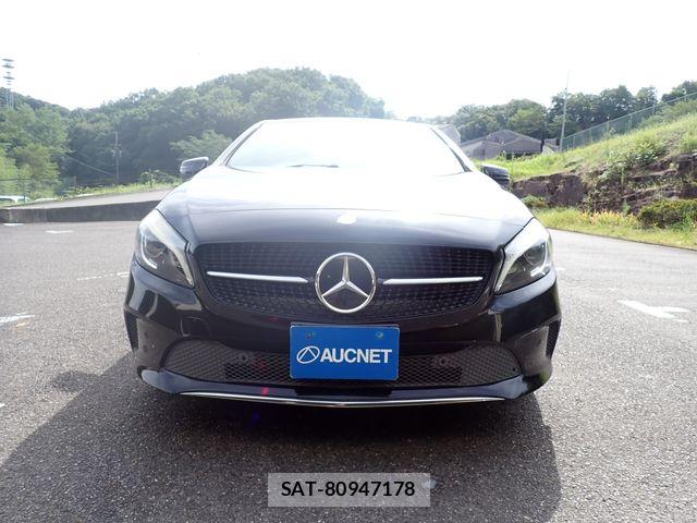 Mercedes Benz A-CLASS 2017-03 8413480-4