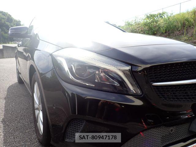 Mercedes Benz A-CLASS 2017-03 8413480-8