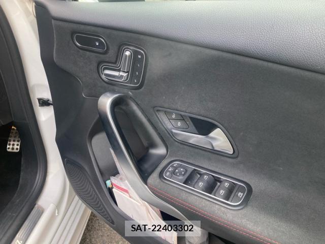 Mercedes Benz A-CLASS 2020-09 8438394-11