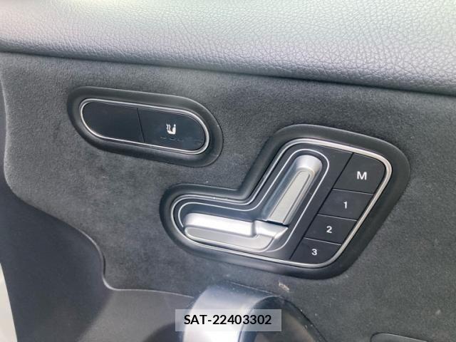 Mercedes Benz A-CLASS 2020-09 8438394-12