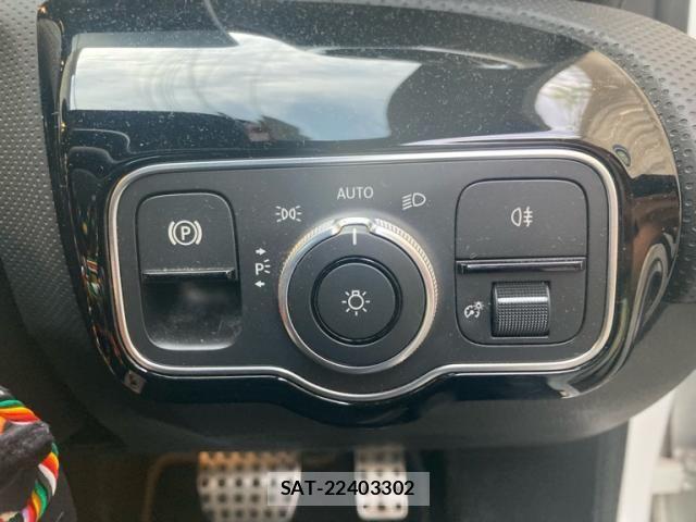 Mercedes Benz A-CLASS 2020-09 8438394-16