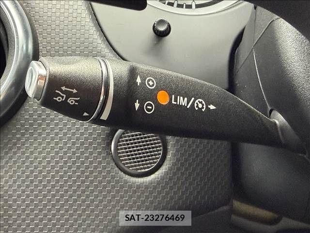 Mercedes Benz A-CLASS 2013-07 8457879-14