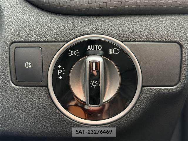 Mercedes Benz A-CLASS 2013-07 8457879-15