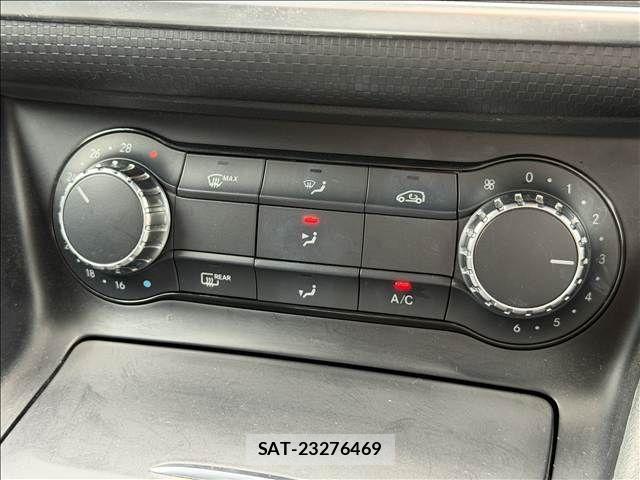 Mercedes Benz A-CLASS 2013-07 8457879-3