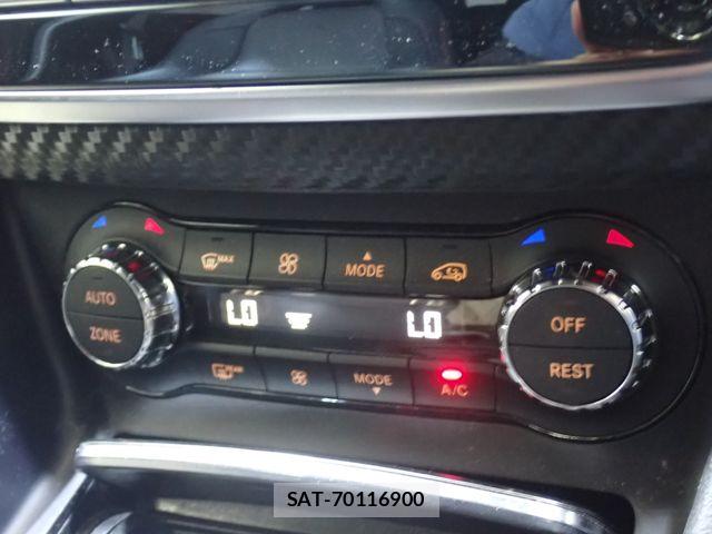 Mercedes Benz A-CLASS 2016-09 8485702-13