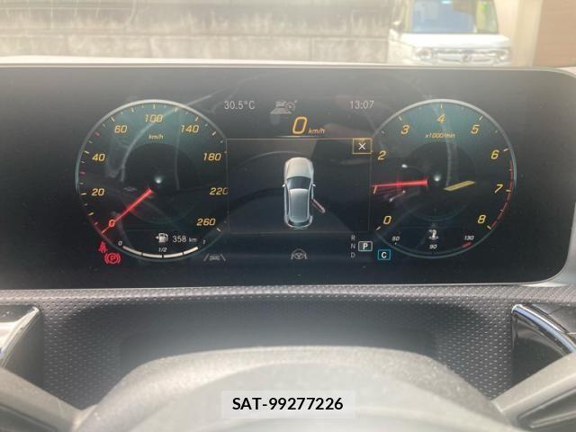 Mercedes Benz A-CLASS 2018-12 8485698-19