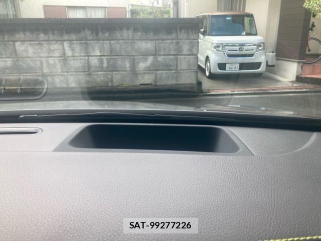 Mercedes Benz A-CLASS 2018-12 8485698-20