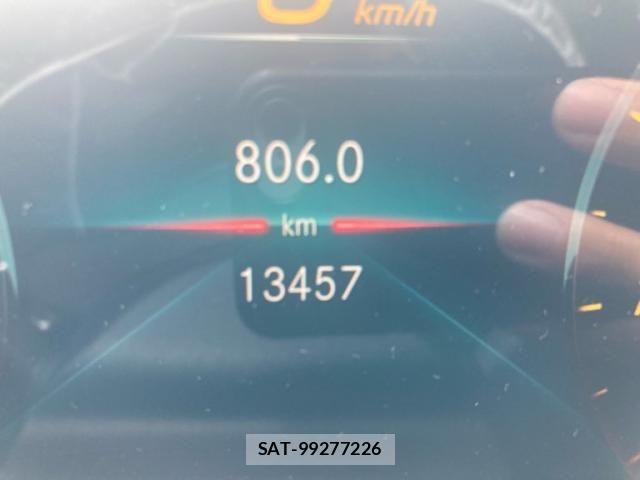 Mercedes Benz A-CLASS 2018-12 8485698-21