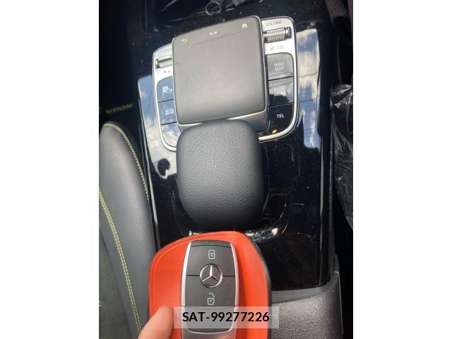 Mercedes Benz A-CLASS 2018-12 8485698-27