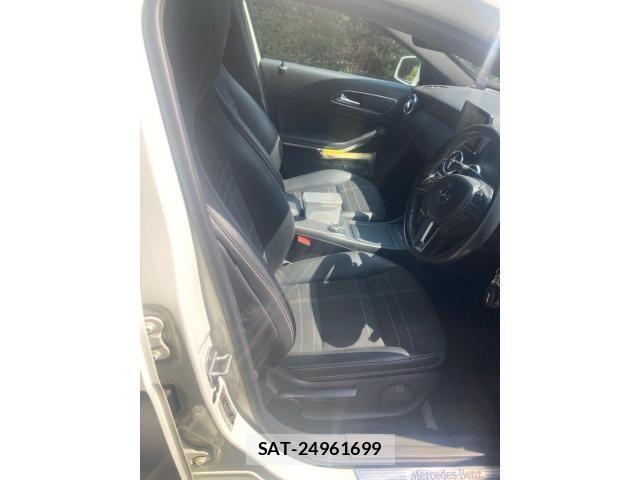 Mercedes Benz A-CLASS 2013-10 8525683-9