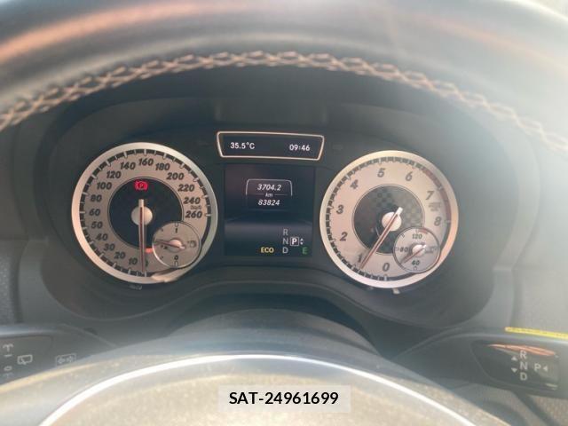 Mercedes Benz A-CLASS 2013-10 8525683-14