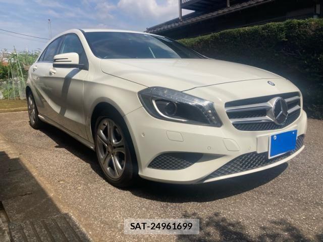 Mercedes Benz A-CLASS 2013-10 8525683-1