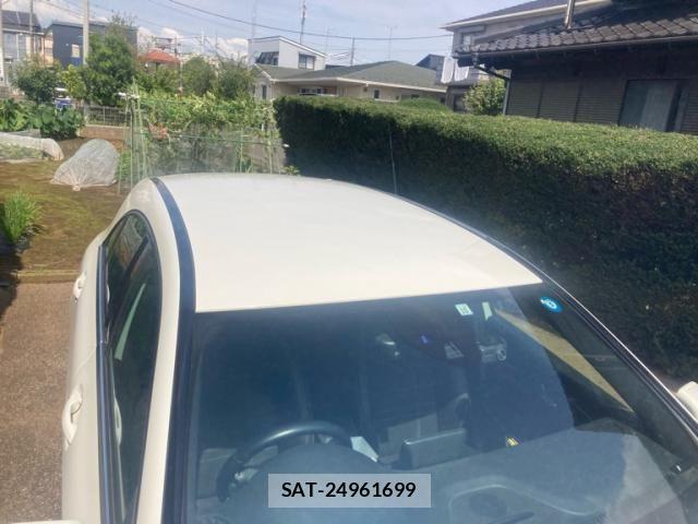 Mercedes Benz A-CLASS 2013-10 8525683-4