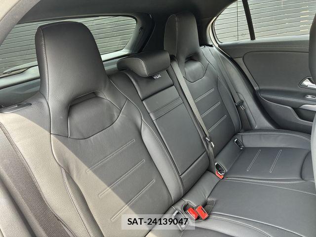 Mercedes Benz A-CLASS 2025-08 8562586-6
