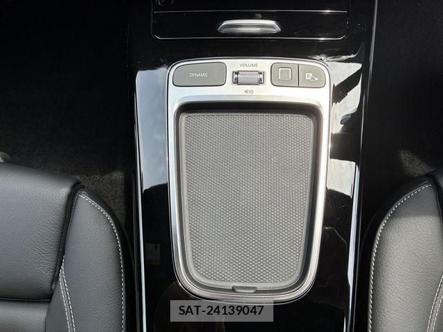 Mercedes Benz A-CLASS 2025-08 8562586-8