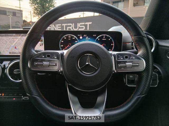 Mercedes Benz A-CLASS 2019-06 8562591-9