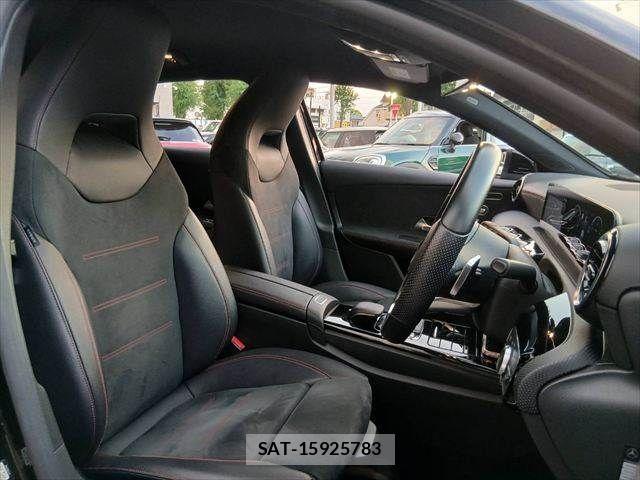 Mercedes Benz A-CLASS 2019-06 8562591-6