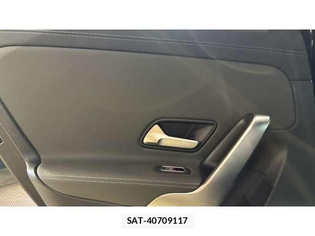 Mercedes Benz A-CLASS 2021-08 8562587-9