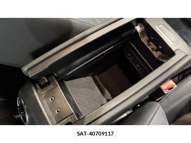 Mercedes Benz A-CLASS 2021-08 8562587-29