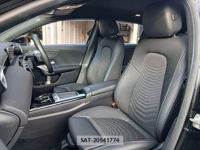 Mercedes Benz A-CLASS 2024-01 8562585-28