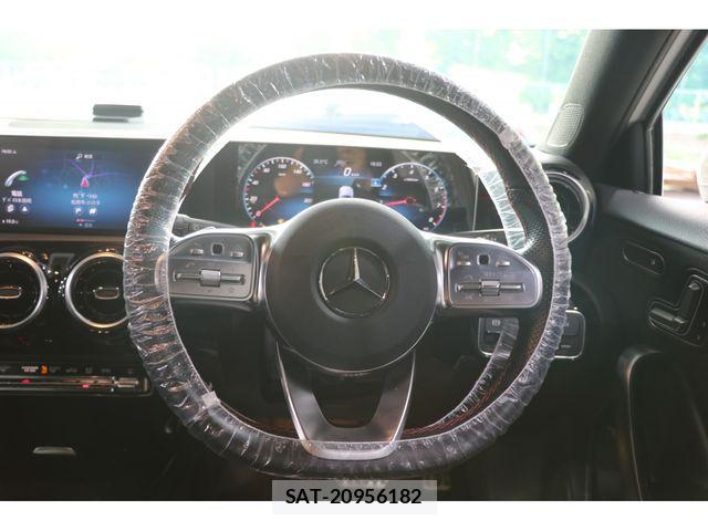 Mercedes Benz A-CLASS 2020-07 8562589-15