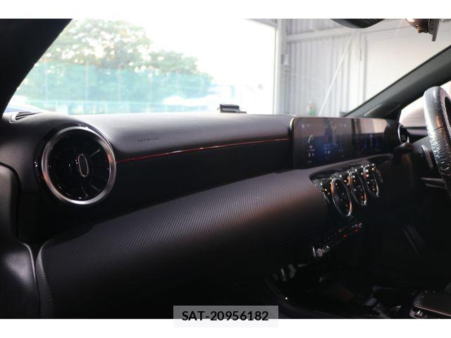 Mercedes Benz A-CLASS 2020-07 8562589-21