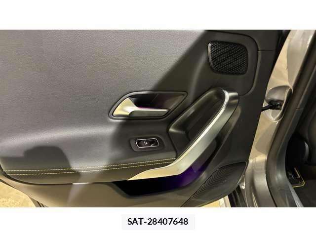 Mercedes Benz A-CLASS 2019-02 8562588-12