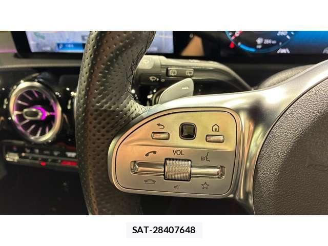 Mercedes Benz A-CLASS 2019-02 8562588-6