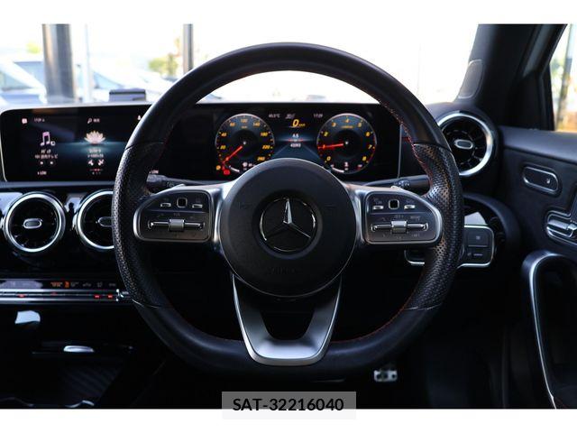 Mercedes Benz A-CLASS 2019-12 8660131-9