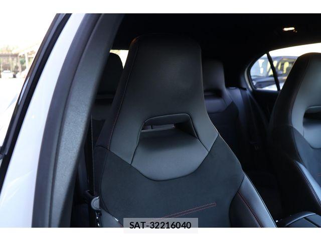 Mercedes Benz A-CLASS 2019-12 8660131-22