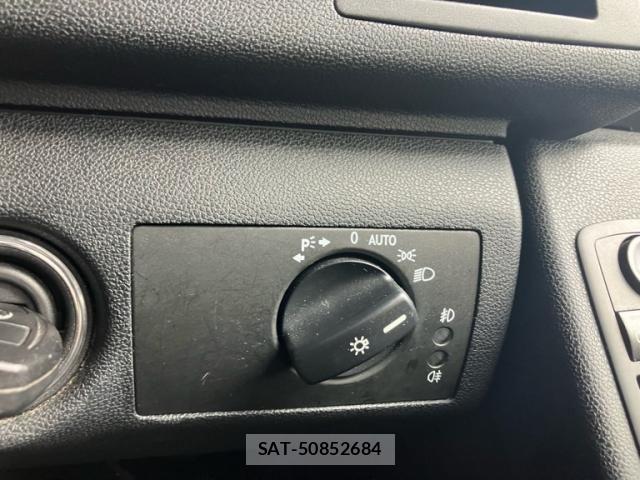 Mercedes Benz A-CLASS 2012-06 8666472-12
