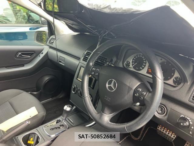 Mercedes Benz A-CLASS 2012-06 8666472-5