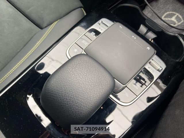 Mercedes Benz A-CLASS 2018-12 8660129-16