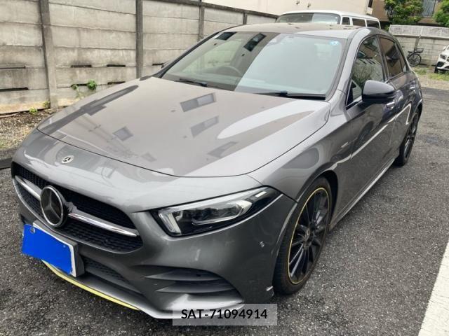 Mercedes Benz A-CLASS 2018-12 8660129-1