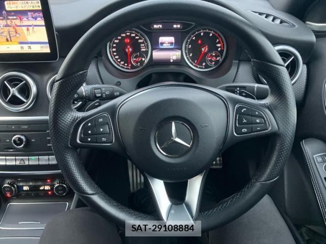 Mercedes Benz A-CLASS 2018-05 8660133-15