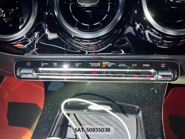 Mercedes Benz A-CLASS 2021-09 8660130-23