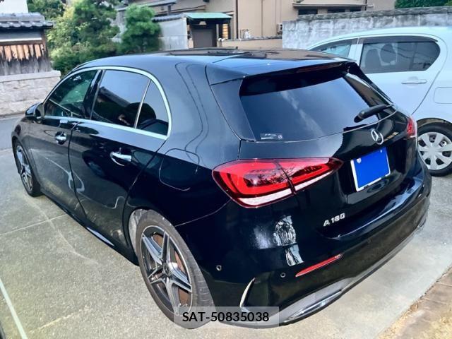 Mercedes Benz A-CLASS 2021-09 8660130-2