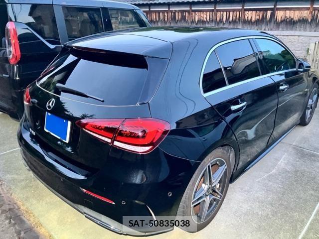 Mercedes Benz A-CLASS 2021-09 8660130-3
