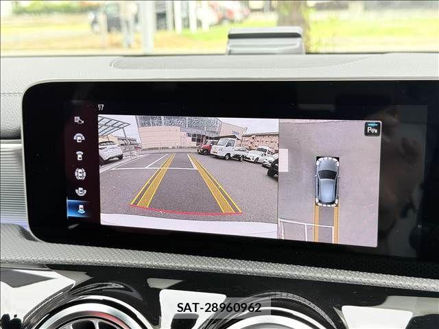 Mercedes Benz A-CLASS 2019-02 8685918-11