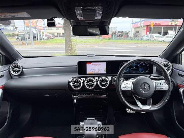 Mercedes Benz A-CLASS 2019-02 8685918-1