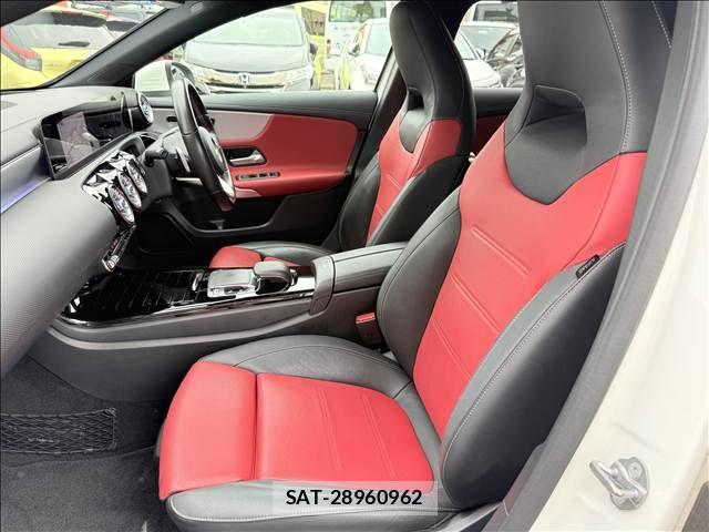 Mercedes Benz A-CLASS 2019-02 8685918-24