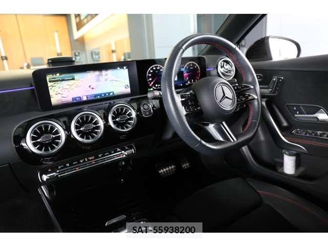 Mercedes Benz A-CLASS 2023-10 8743740-11