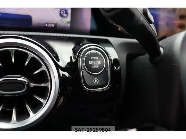 Mercedes Benz A-CLASS 2023-01 8743741-14