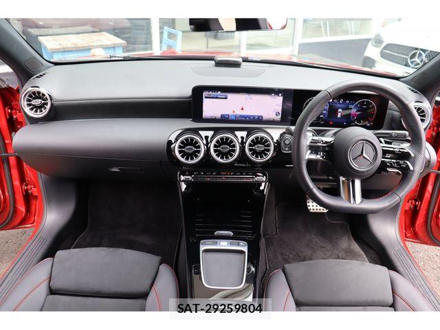 Mercedes Benz A-CLASS 2023-01 8743741-4