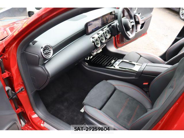 Mercedes Benz A-CLASS 2023-01 8743741-5