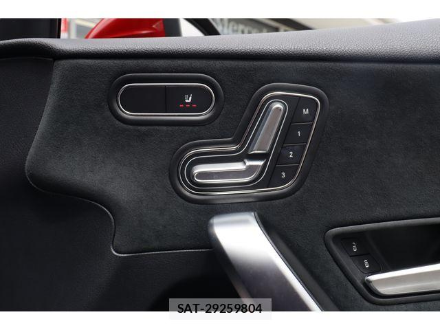 Mercedes Benz A-CLASS 2023-01 8743741-7