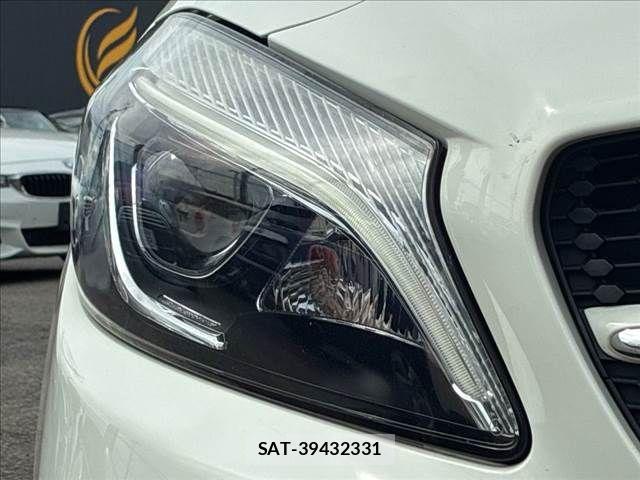Mercedes Benz A-CLASS 2016-07 8743752-20