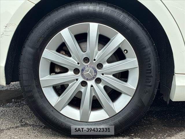 Mercedes Benz A-CLASS 2016-07 8743752-25